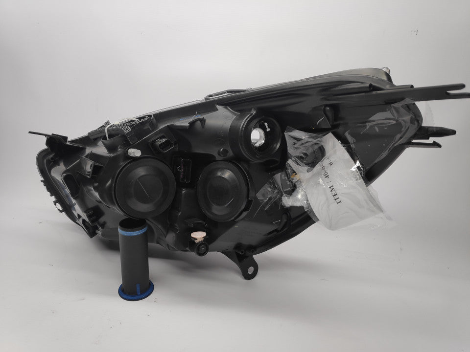 Farol Direito Renault Clio IV 12- Fundo Preto
