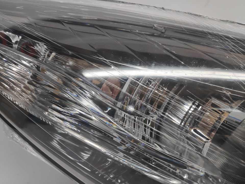 Farol Direito Renault Megane III 12-14