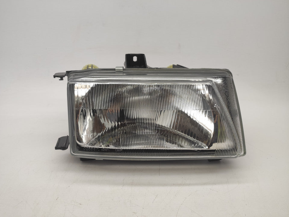 Farol Direito Seat Cordoba I 93-96