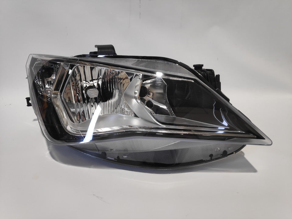 Farol Direito Seat Ibiza 12- Anel Cromado