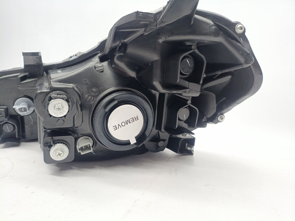 Farol Direito Suzuki Sx4 06-09