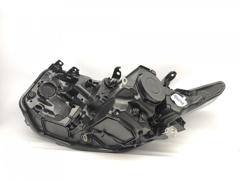 Farol Direito Toyota Auris 15-19
