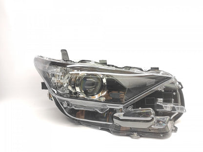 Farol Direito Toyota Auris 15-19