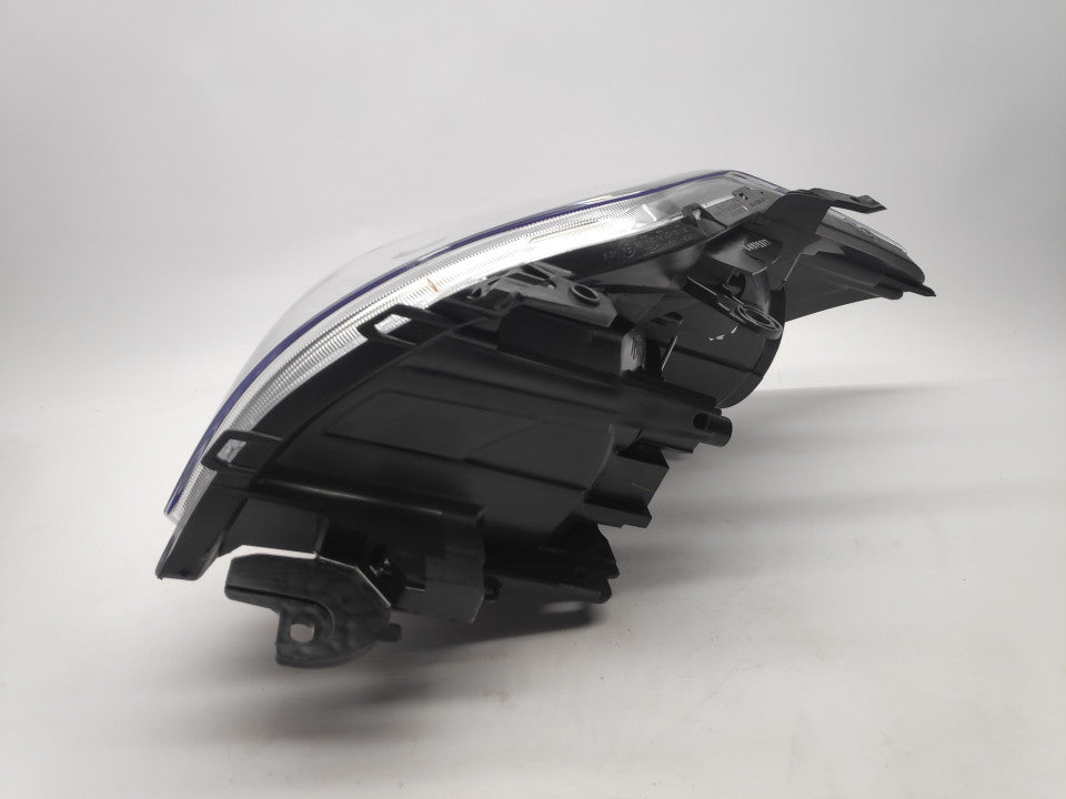 Farol Direito Toyota Auris 3 / 5P 07-10
