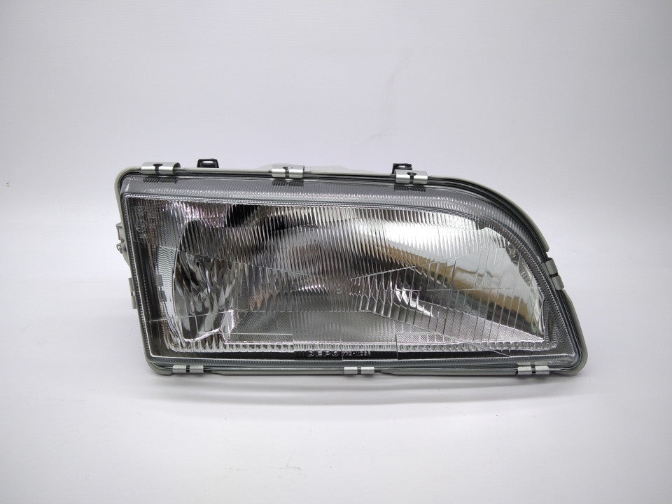 Farol Direito Volvo S40 / V40 95-00 H4