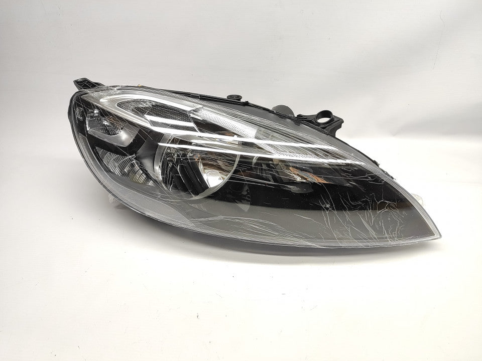 Farol Direito Volvo V40 12-18