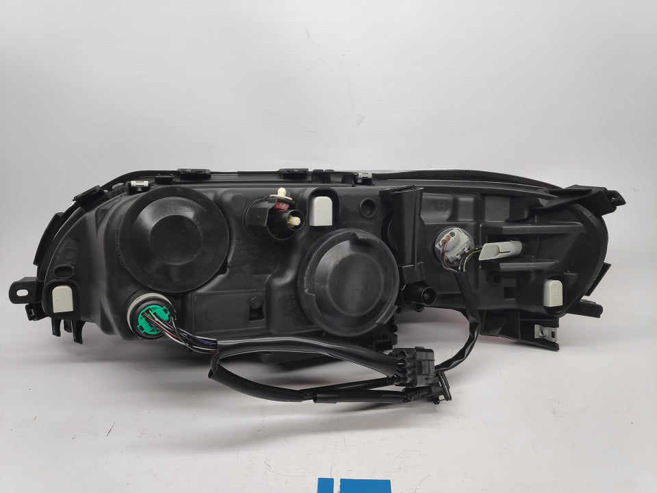 Farol Direito Volvo Xc70 05-07