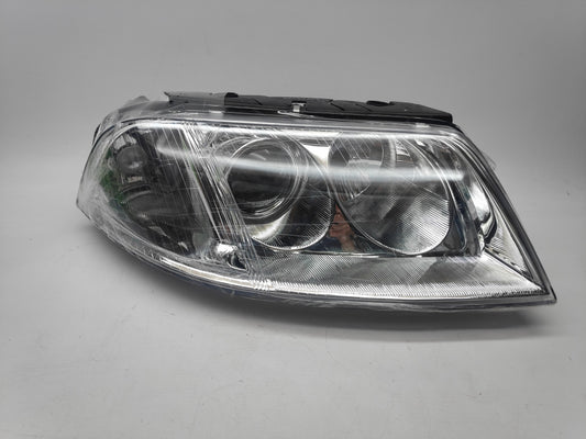 Farol Direito Vw Passat B6 00-05