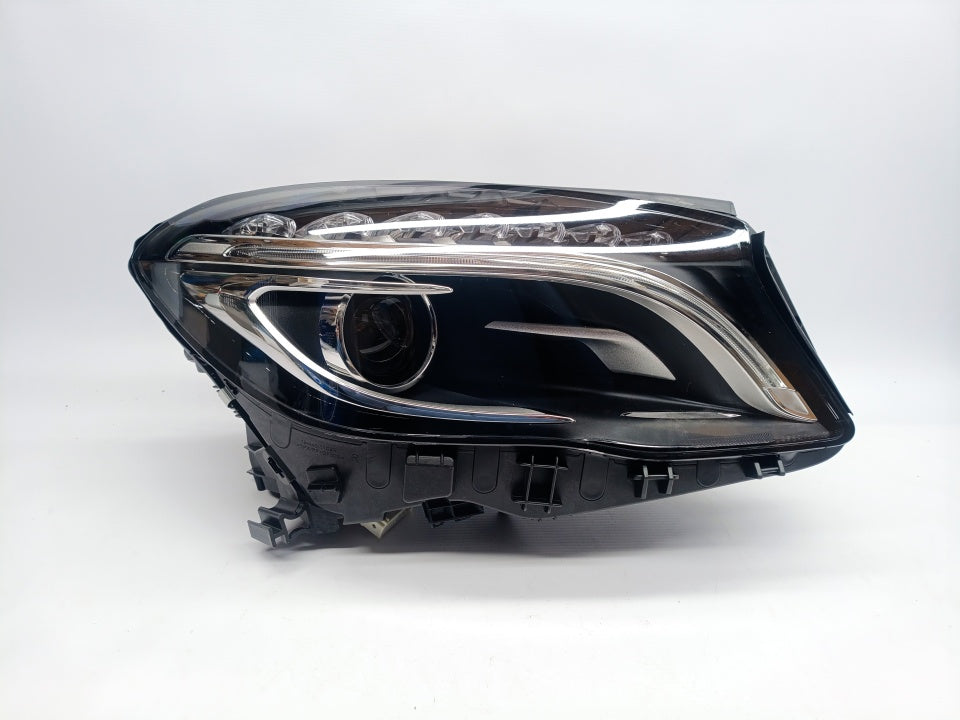 Farol Direito Xenon Mercedes Benz X156 GLA 13-16