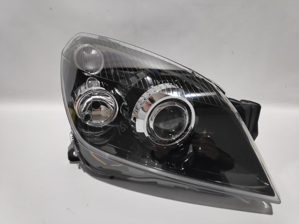 Farol Direito Xenon Opel Astra H 04-11