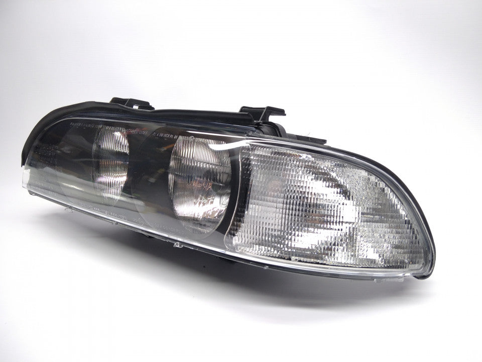 Farol Esquerdo Bmw S-5 E39 95-00