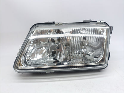 Farol Esquerdo C/ Nevoeiro Audi A3 96-00