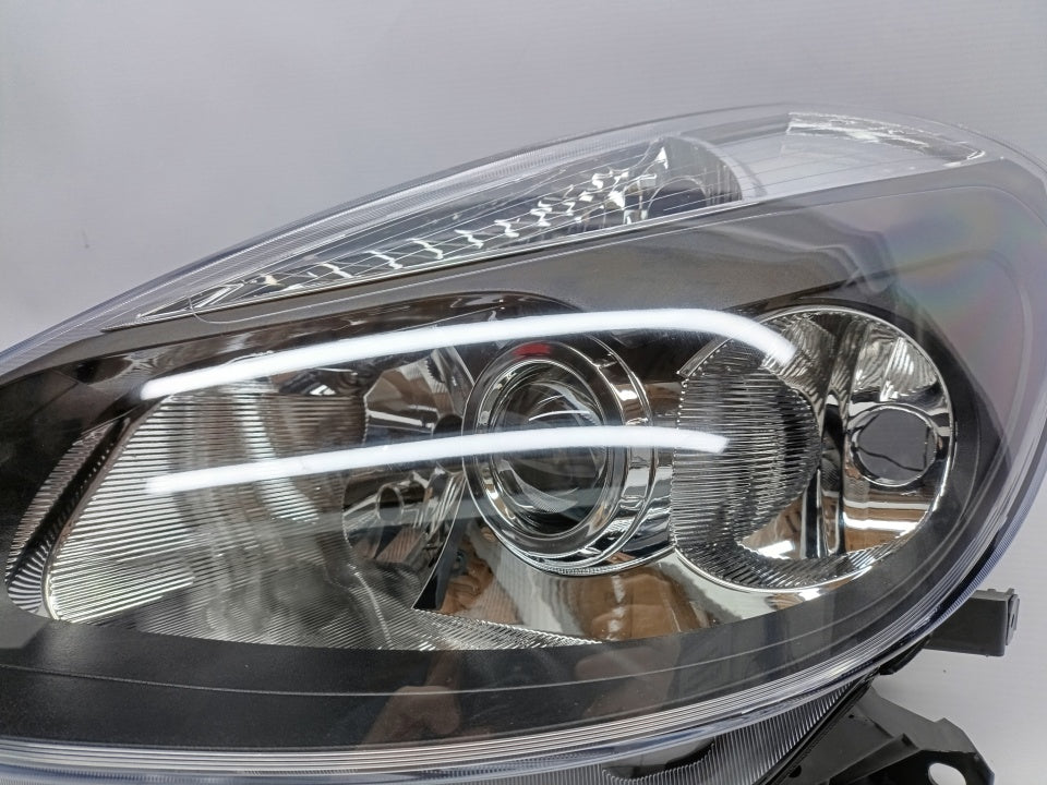 Farol Esquerdo C/ Nevoeiro Renault Clio III 05-09