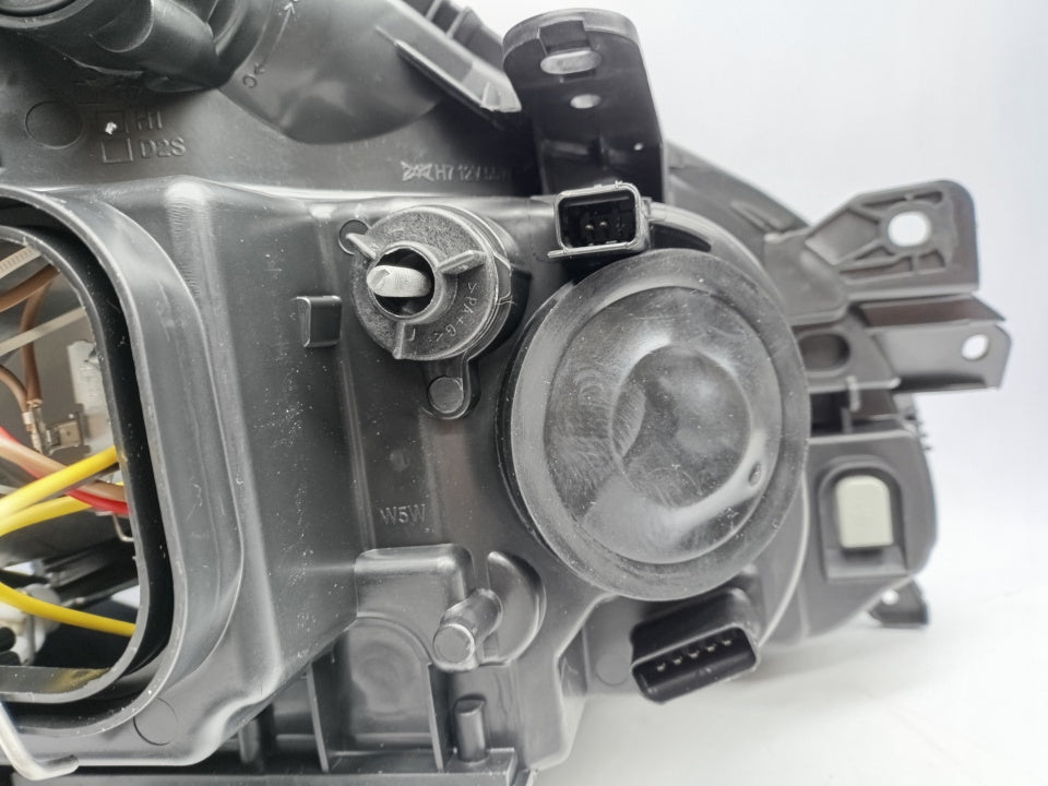 Farol Esquerdo C/ Nevoeiro Renault Clio III 05-09