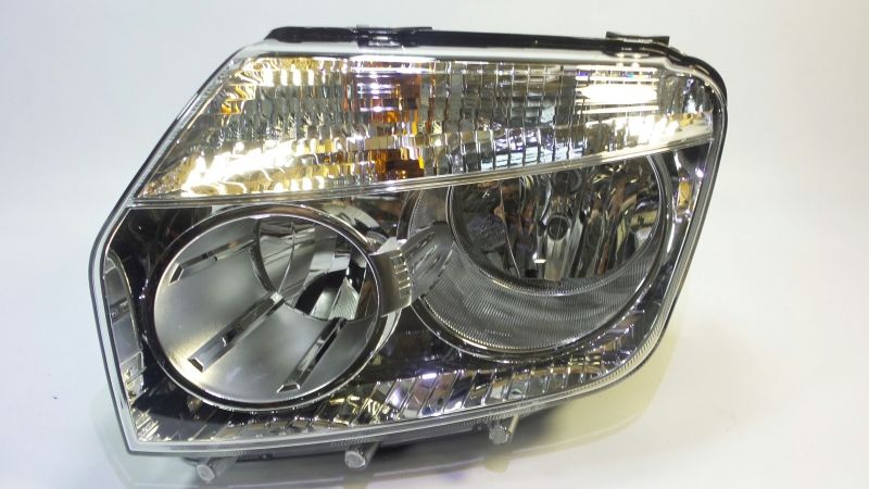 Farol Esquerdo Dacia Duster 10-13 OEM