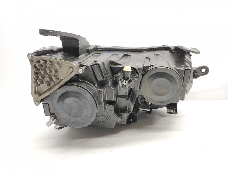 Farol Esquerdo Dacia Duster 18 - Led