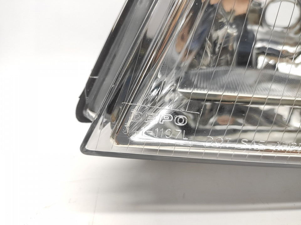 Farol Esquerdo Eletrico Audi A4 99-00