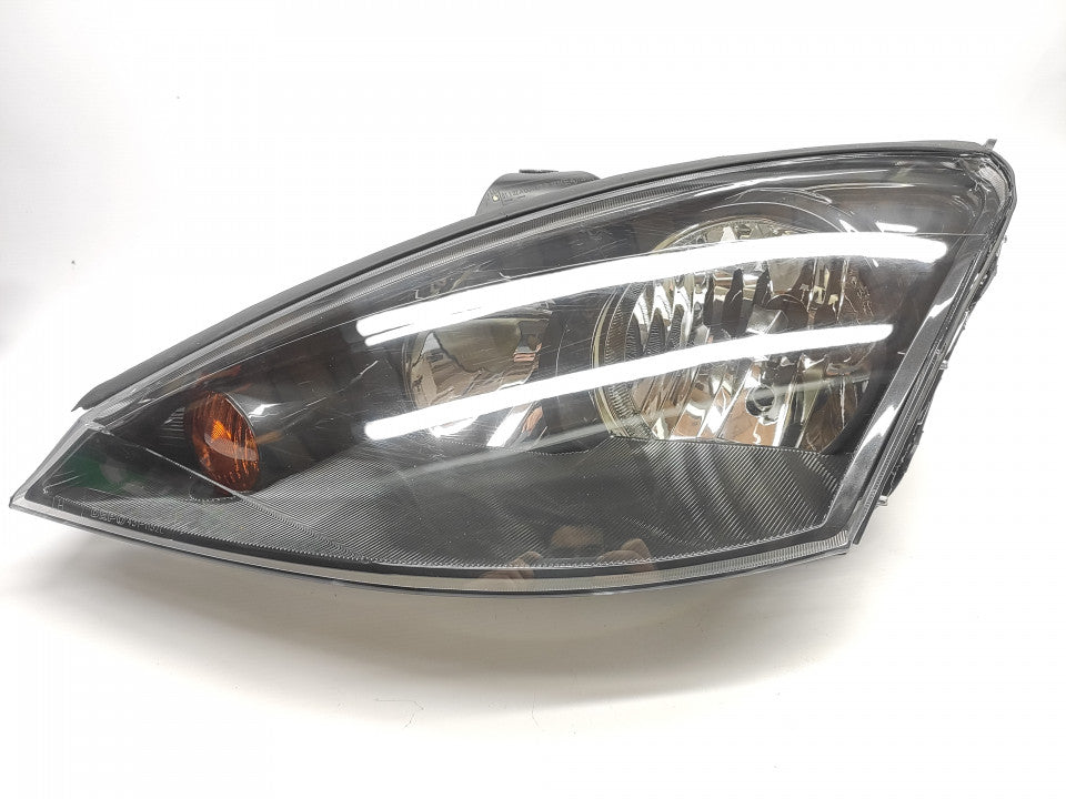 Farol Esquerdo Ford Focus 01-05 Fundo Preto