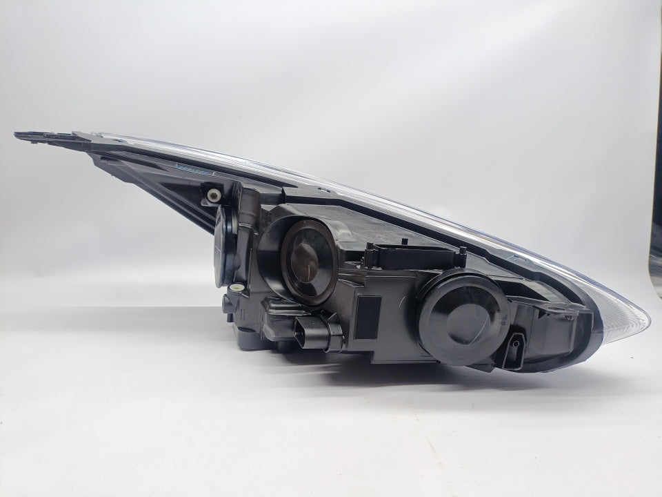 Farol Esquerdo Ford Focus 14-