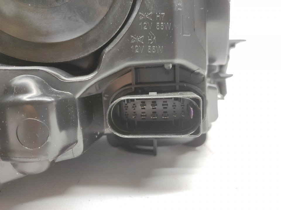 Farol Esquerdo Ford Focus III 11-14