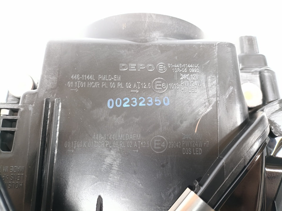 Farol Esquerdo Led C/ Luz Diurna Audi A4 12-