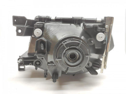 Farol Esquerdo Manual Nissan Patrol 02-04