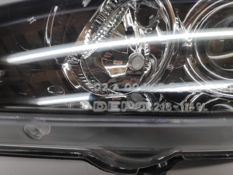 Farol Esquerdo Mazda 3 Hatchback 5P 03-09