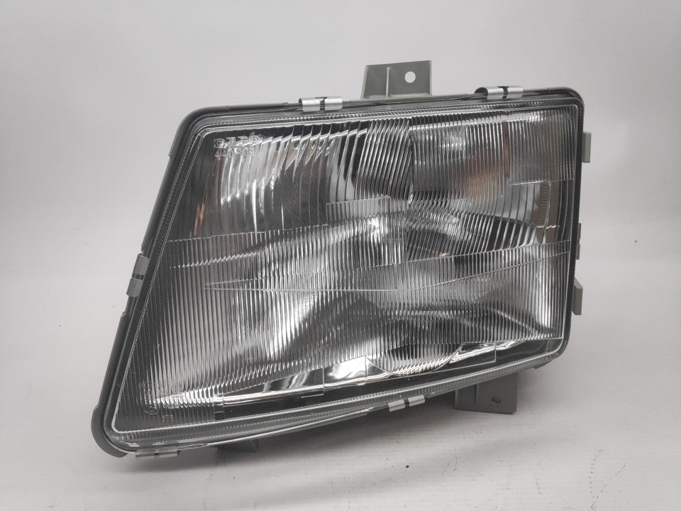 Farol Esquerdo Mercedes Vito 96-03 / V Class 96-03