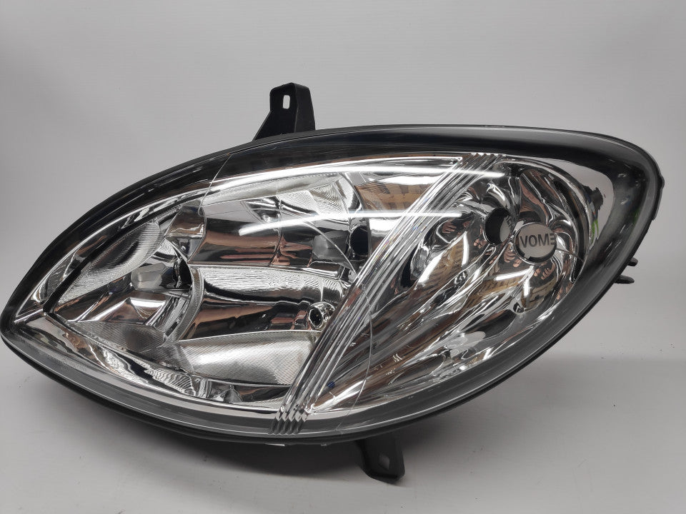 Farol Esquerdo Mercedes Vito W639 / Viano 03-09