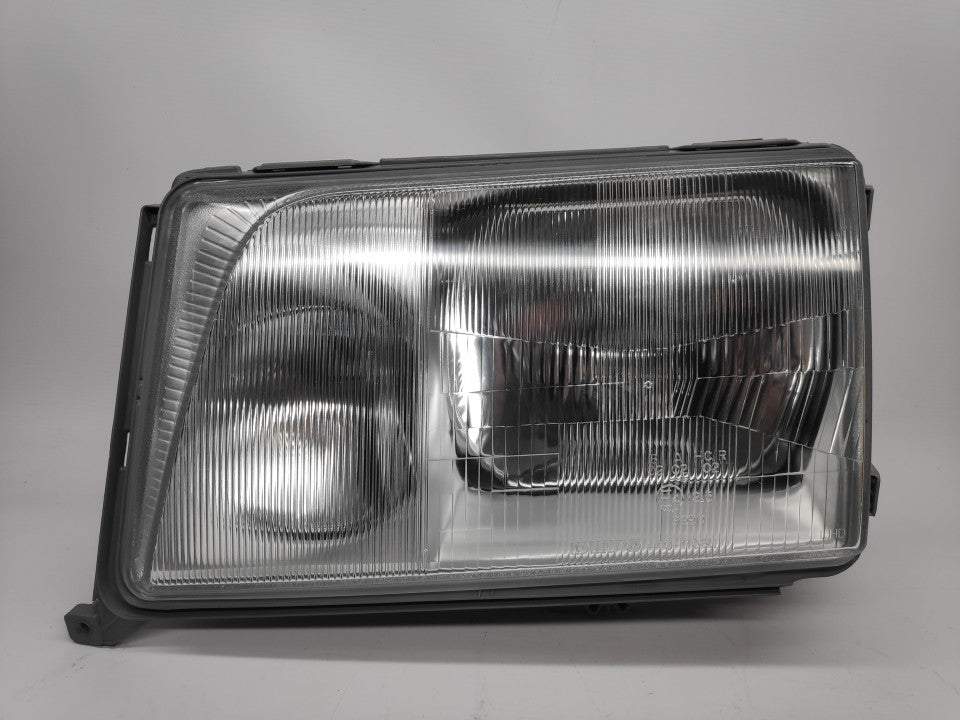 Farol Esquerdo Mercedes W124 Class E 93-95