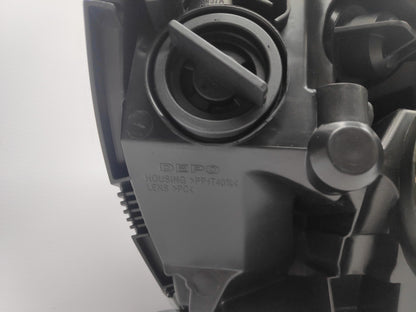 Farol Esquerdo Mercedes W204 Clc Sport Coupe 08-