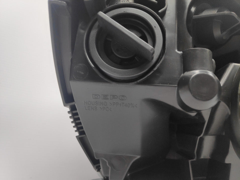 Farol Esquerdo Mercedes W204 Clc Sport Coupe 08-