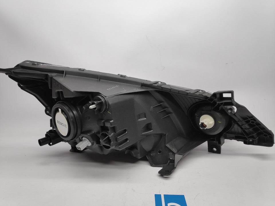 Farol Esquerdo Nissan Nv200 10-
