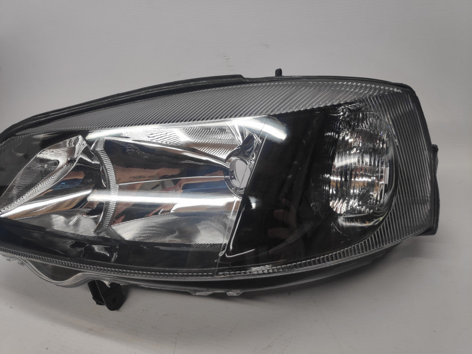 Farol Esquerdo Opel Astra G 98-04 Mascara Preta