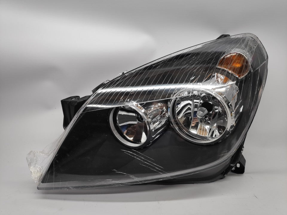 Farol Esquerdo Opel Astra H 04-11 Fundo Preto