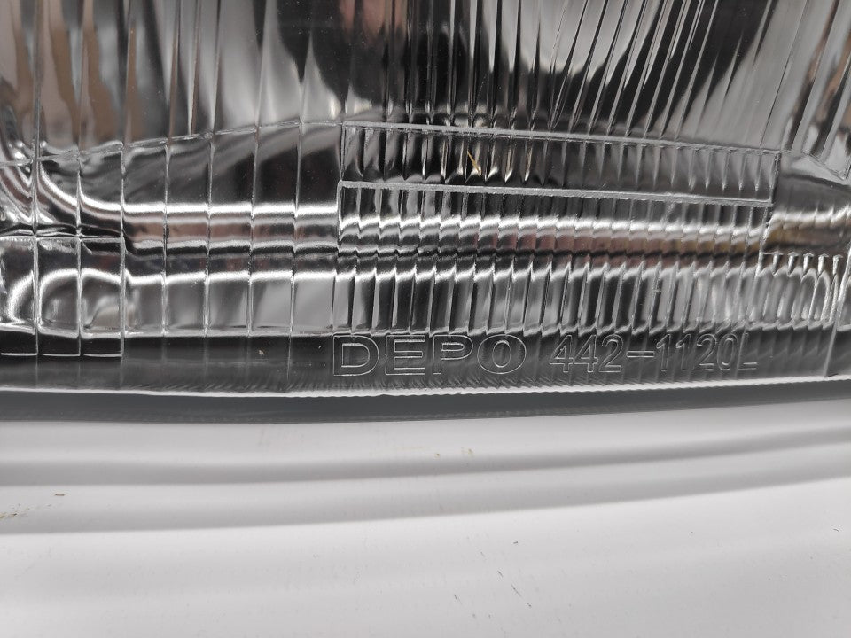 Farol Esquerdo Opel Corsa A 90-93