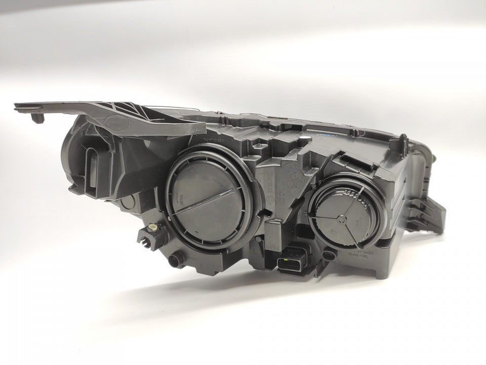 Farol Esquerdo Opel Corsa F 19-
