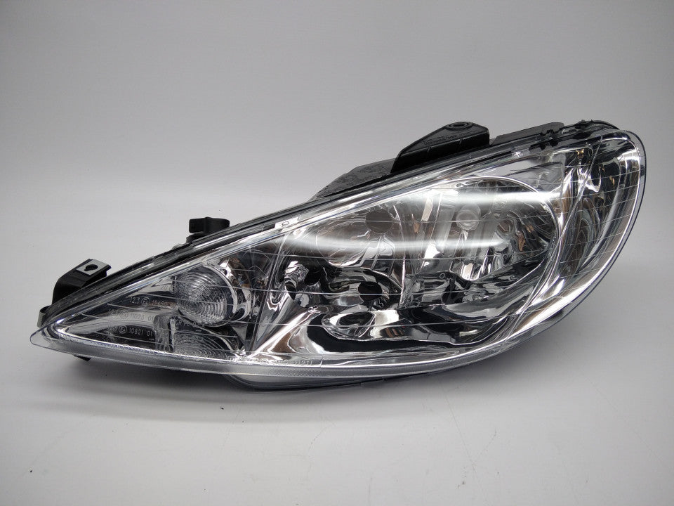 Farol Esquerdo Peugeot 206 02-07