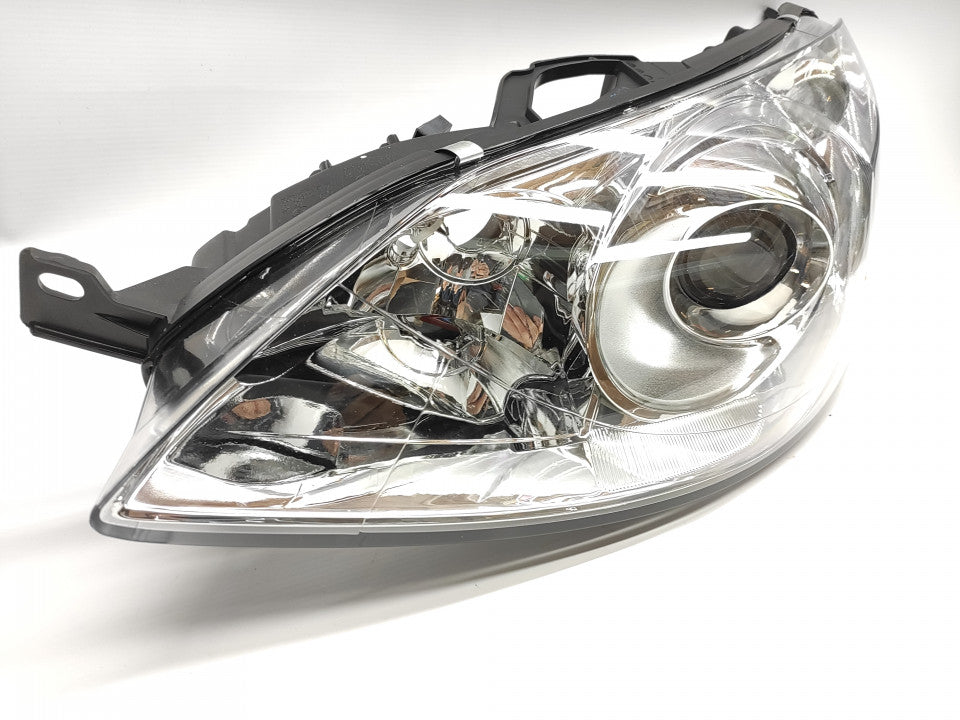 Farol Esquerdo Peugeot 407 04-