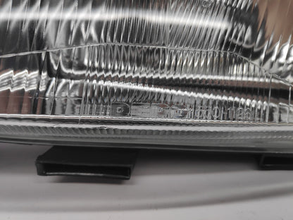 Farol Esquerdo Peugeot Partner 96-02