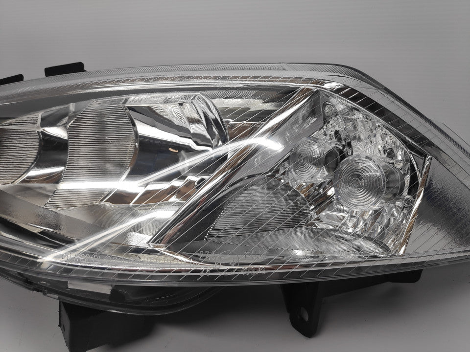 Farol Esquerdo Renault Megane II 02-05 H7+H1