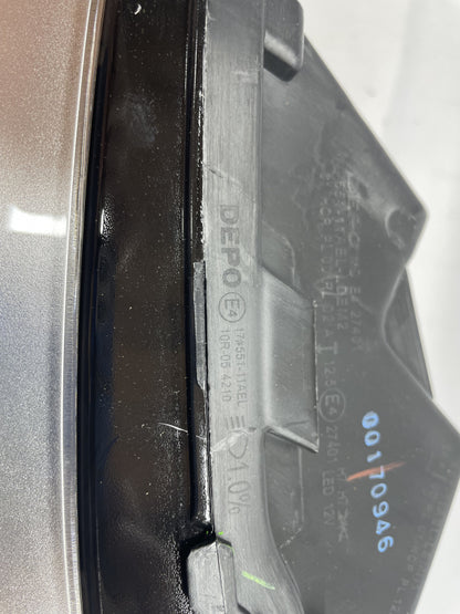 Farol Esquerdo Renault Megane IV 16-