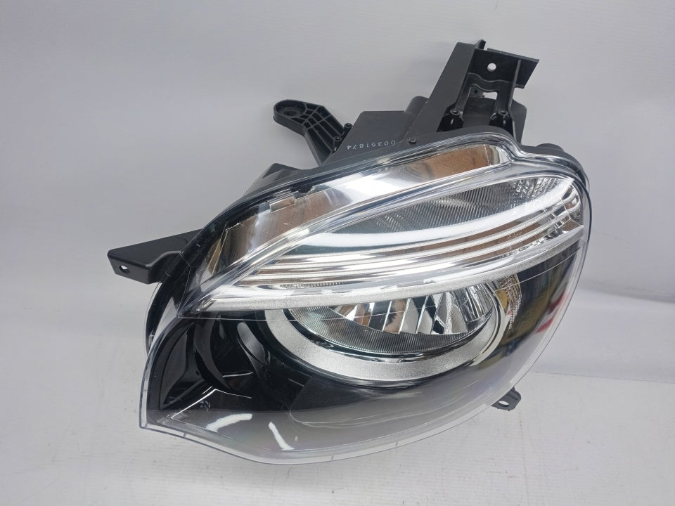 Farol Esquerdo Renault Twingo III 14-