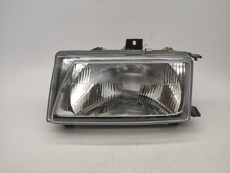 Farol Esquerdo Seat Cordoba I 93-96