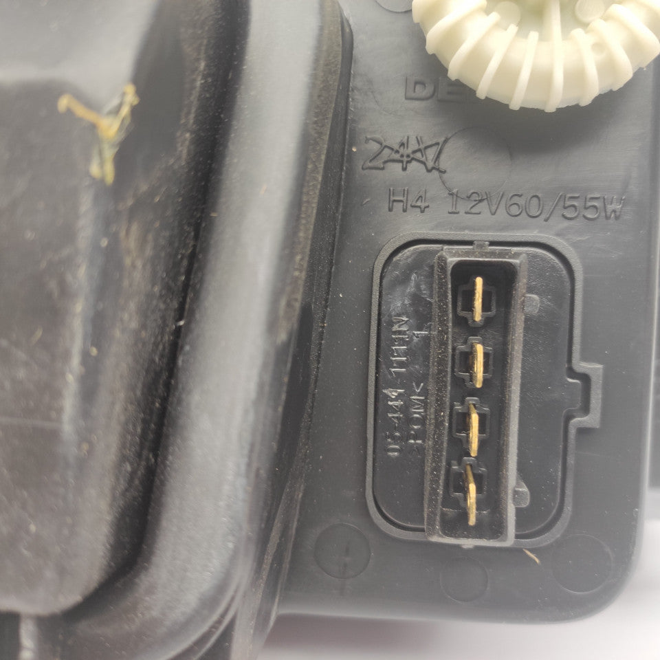 Farol Esquerdo Seat Cordoba I 96-99