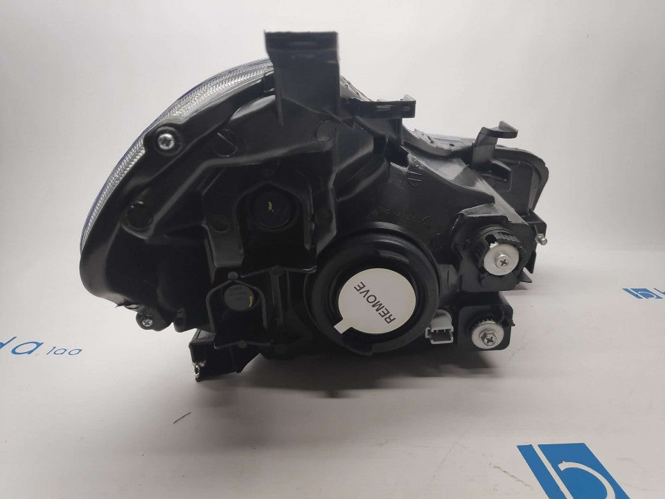 Farol Esquerdo Suzuki Sx4 06-09