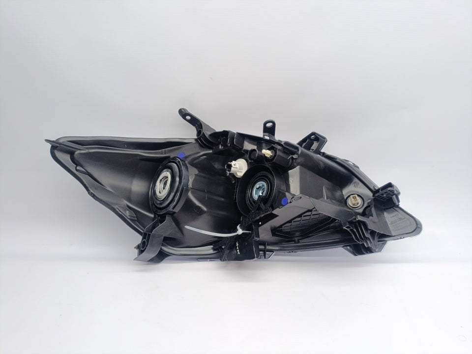 Farol Esquerdo Toyota Auris 10-13