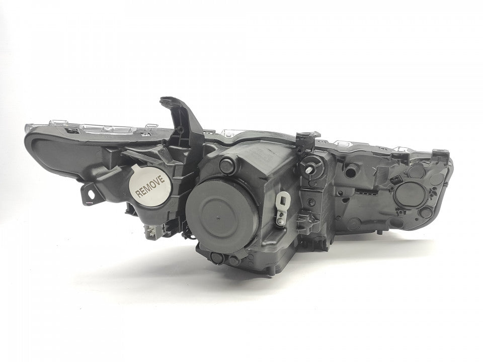 Farol Esquerdo Toyota Auris 15-19