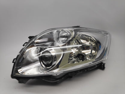 Farol Esquerdo Toyota Auris 3 / 5P 07-10