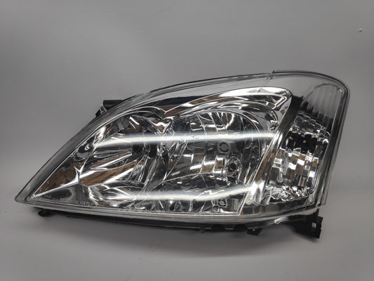 Farol Esquerdo Toyota Corolla Hatchback 3 / 5P 01-04